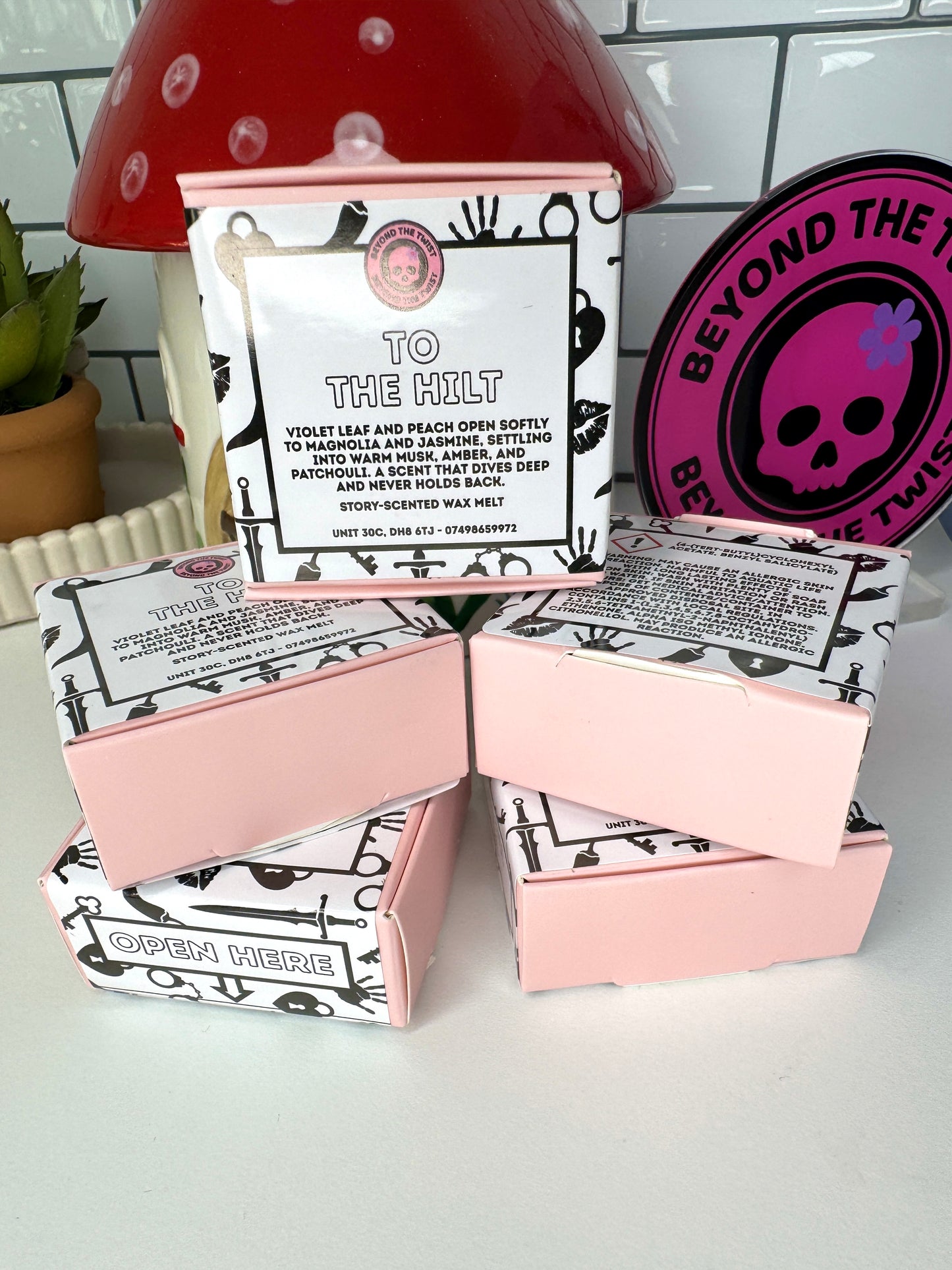 “To The Hilt" Story Scented Wax Melt - 50g