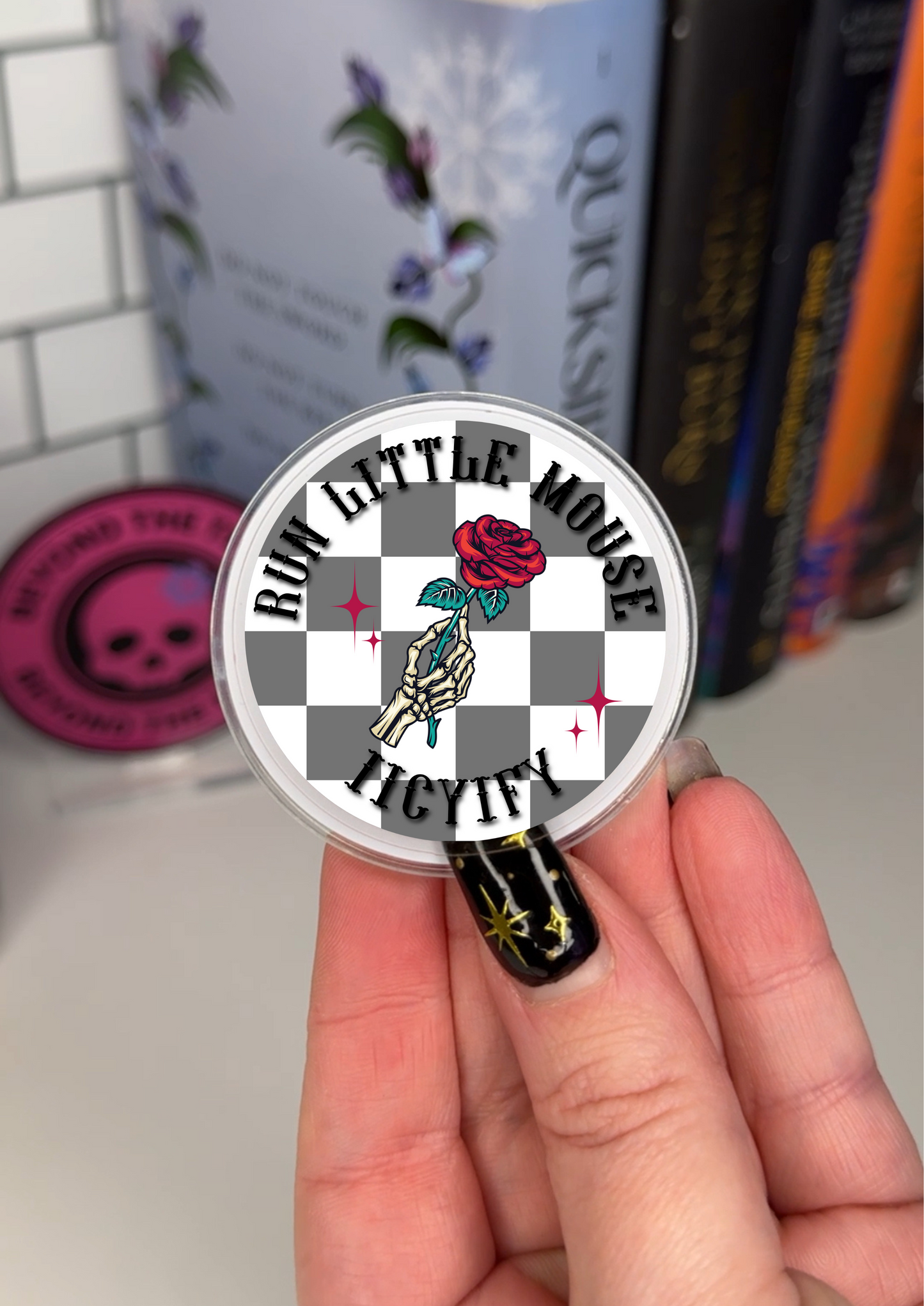 Run Little Mouse eReader Grip