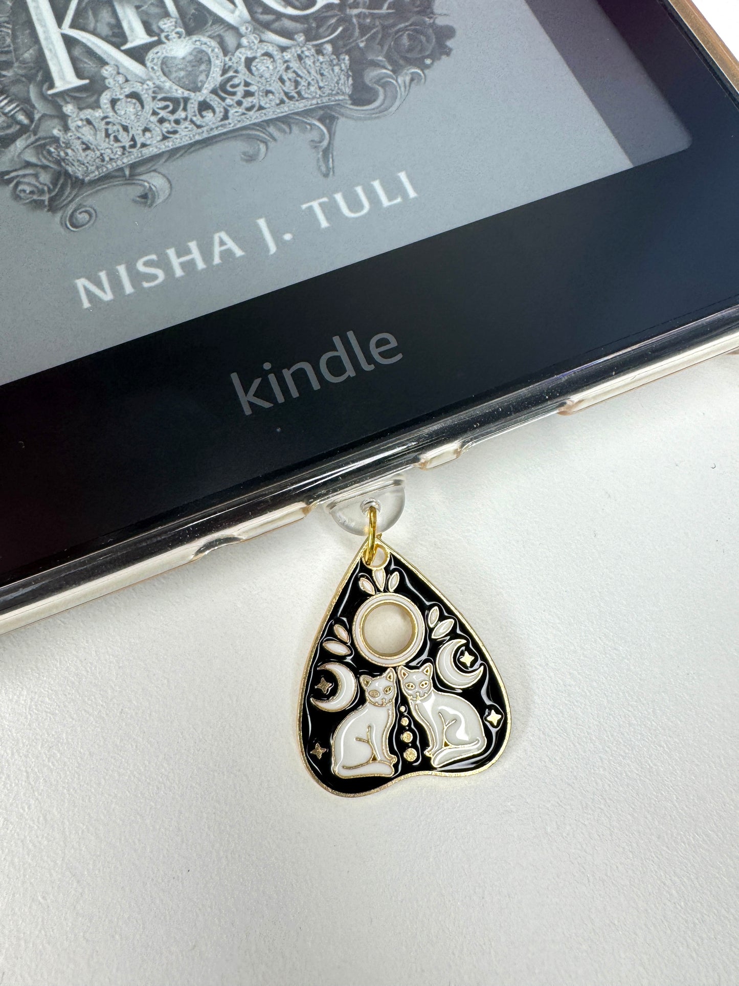 Twin Kitty Planchette eReader Charm Dust Plug