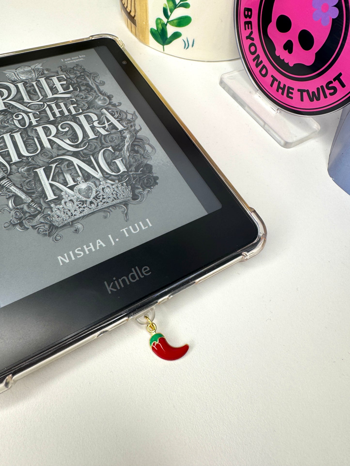 Chilli Pepper Reader Charm Dust Plug