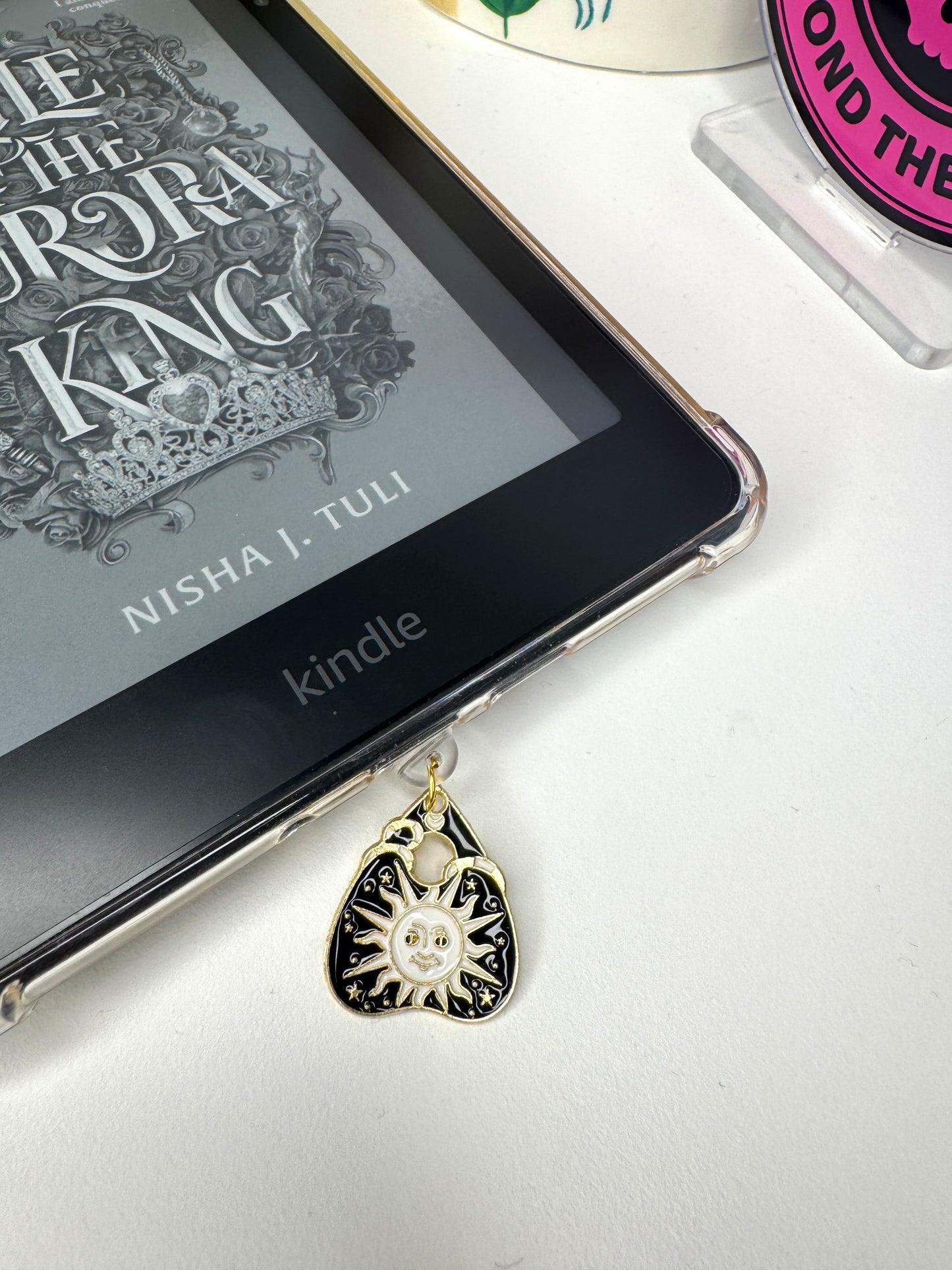 Sun Planchette eReader Charm Dust Plug