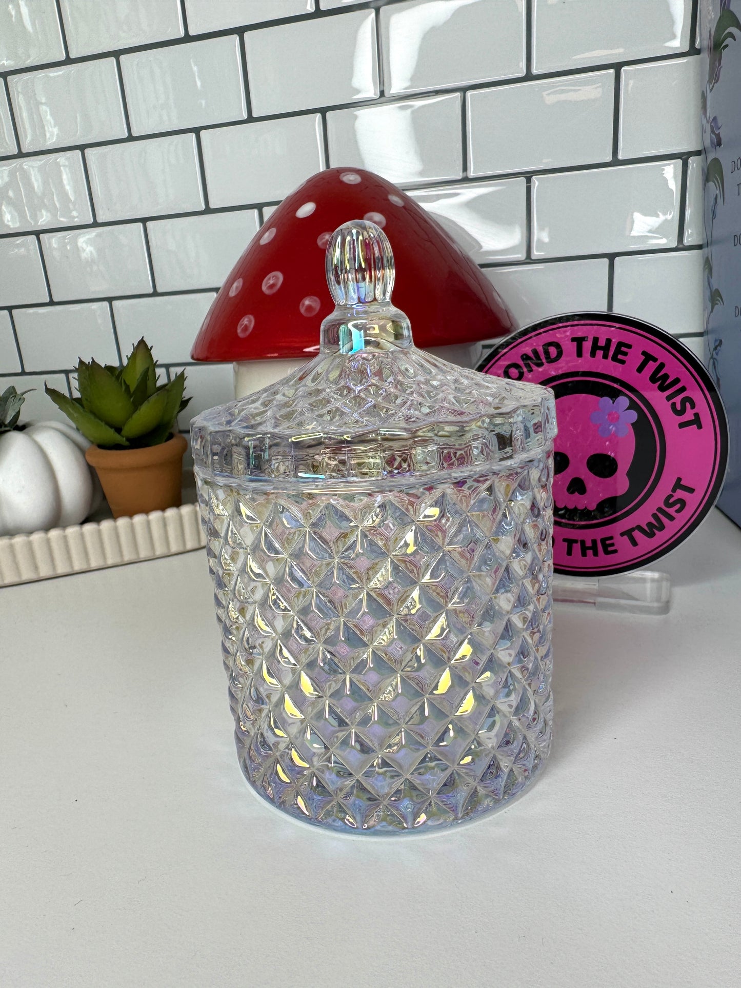 The Lover's Embrace - Story Scented Wickless Candle - 200g