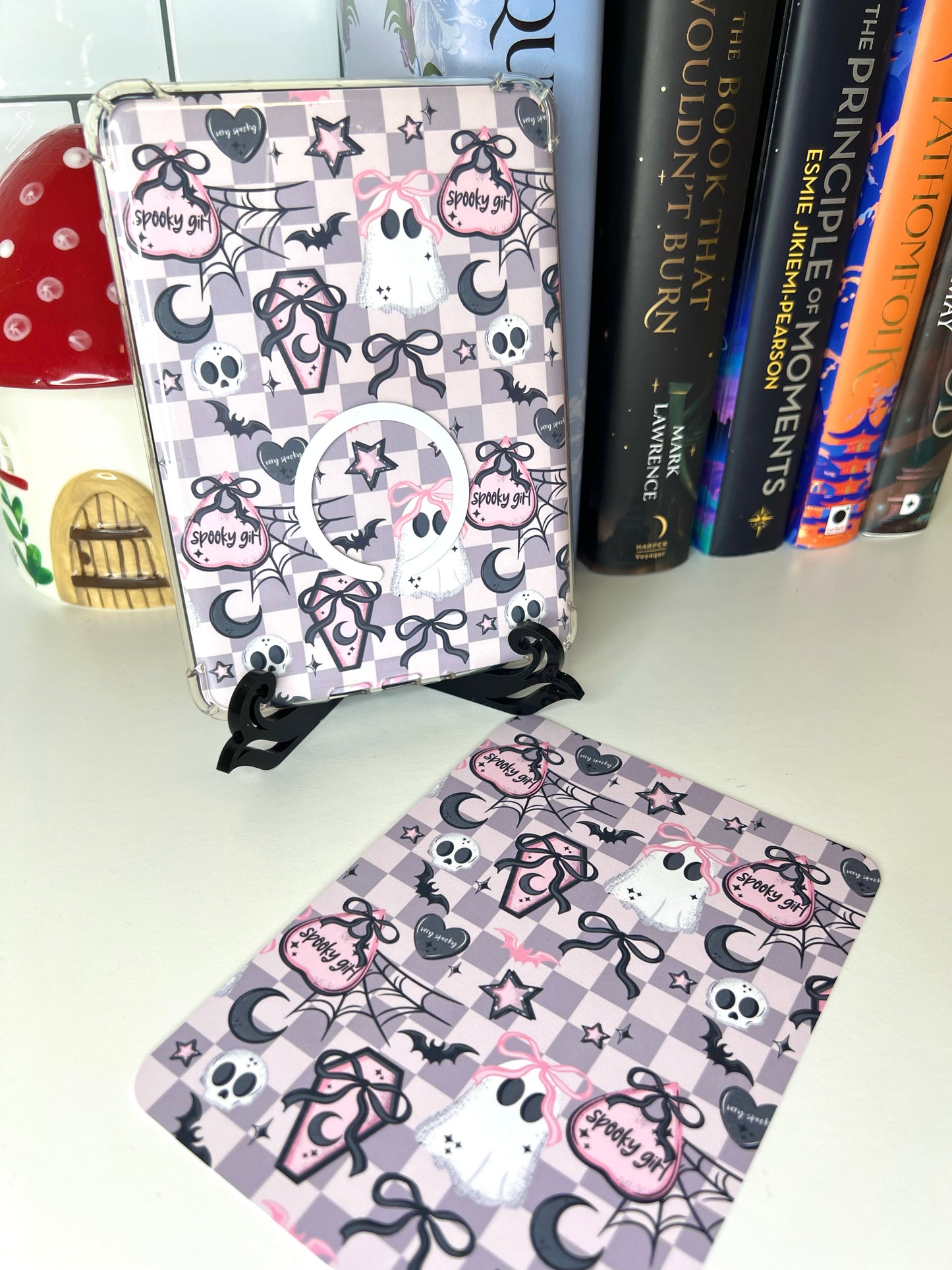 Spooky Girl Kindle Insert