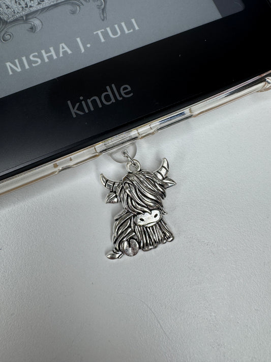 Highland Cow eReader Charm Dust Plug