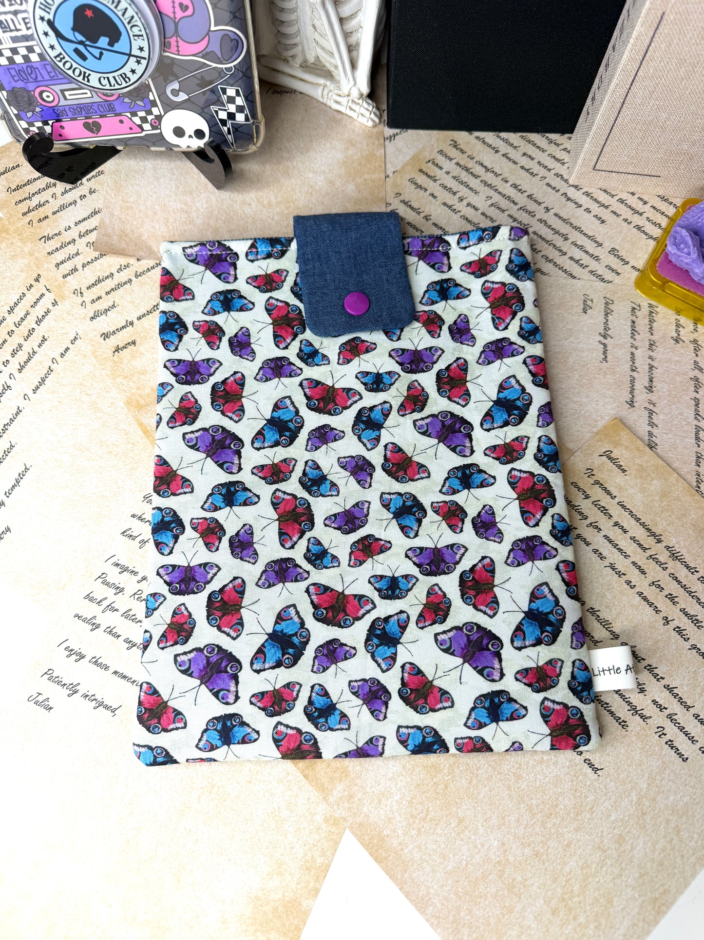 BUTTERFLY BOOK/KINDLE SLEEVE - FLAP TOP PRESS STUD CLOSURE