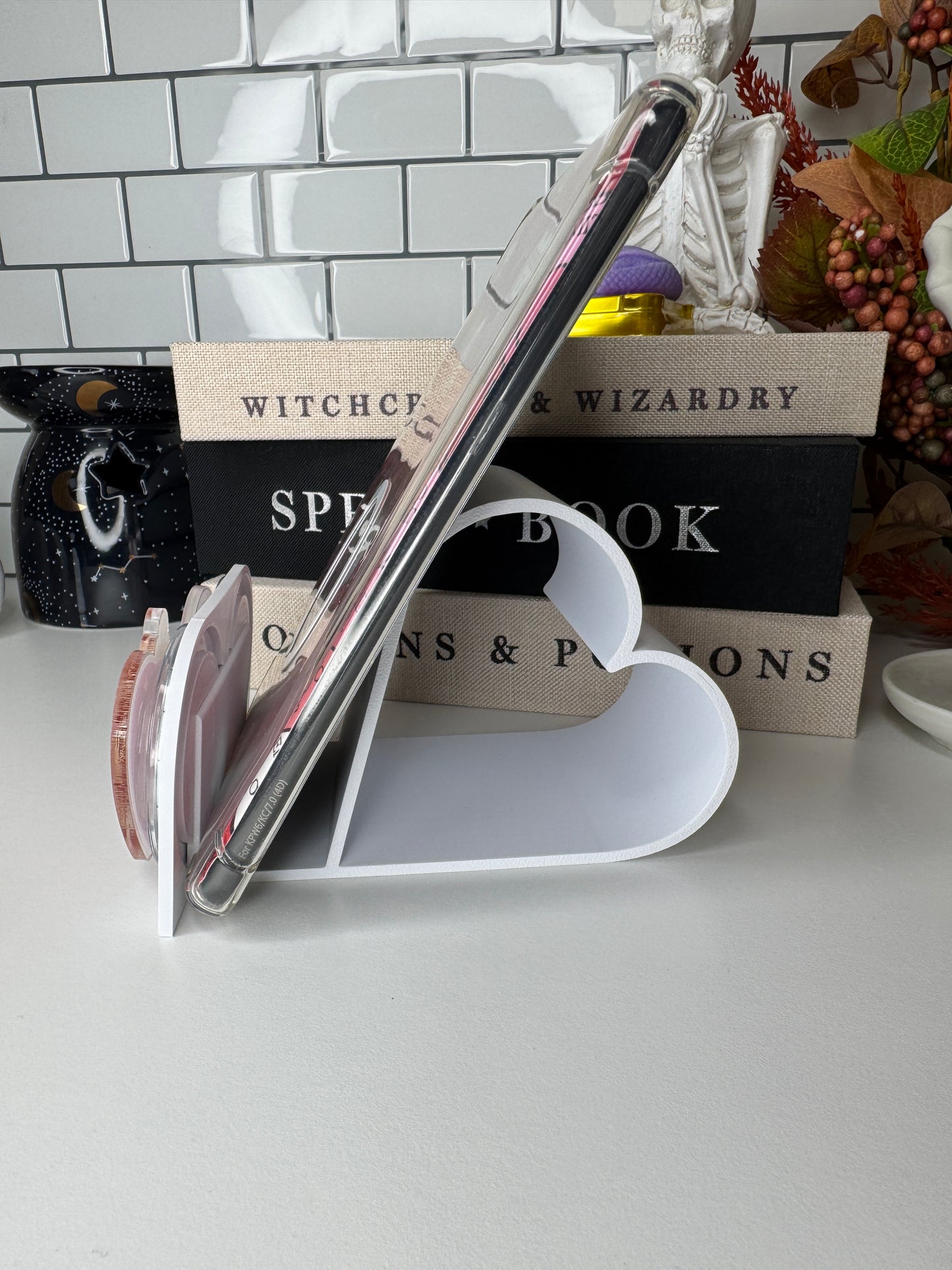 eReader Stand and Grip Display