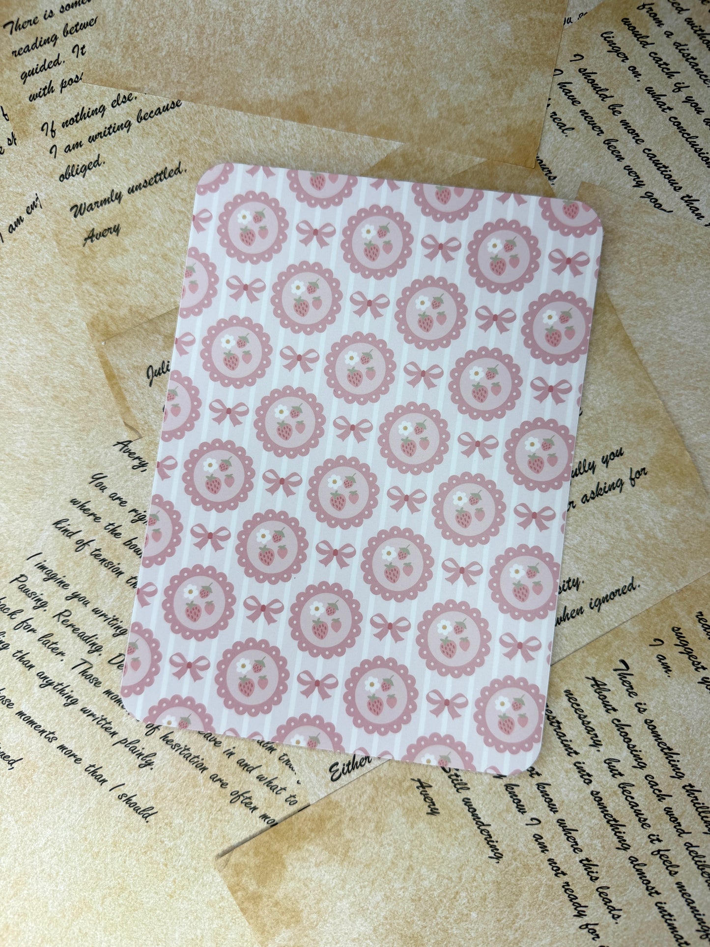 Strawberry Frames Kindle Insert