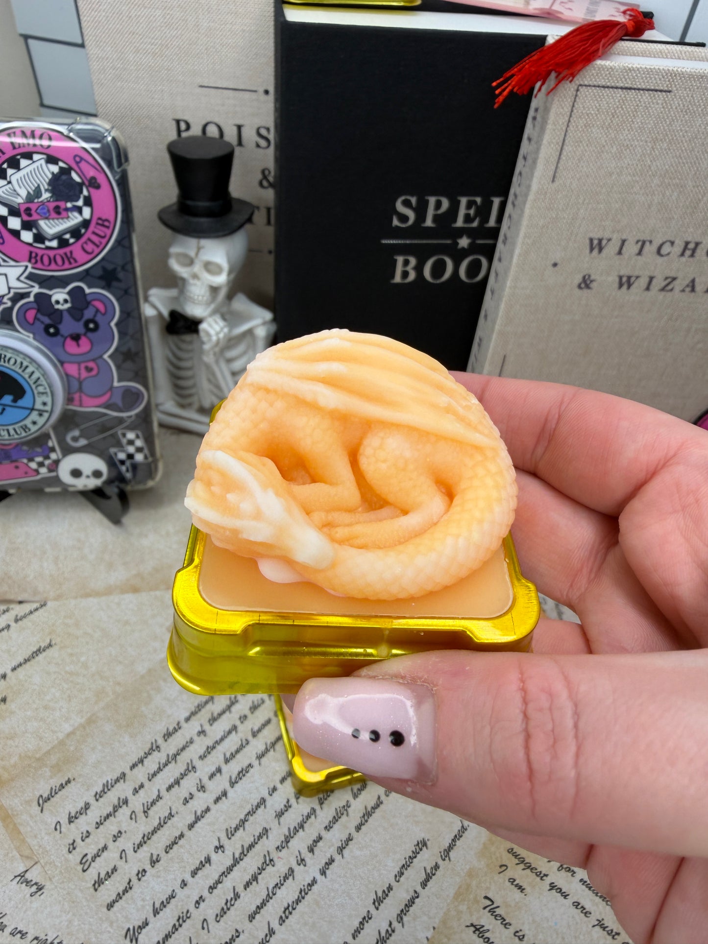 GLOWING HONEY DRAGON WAX MELT
