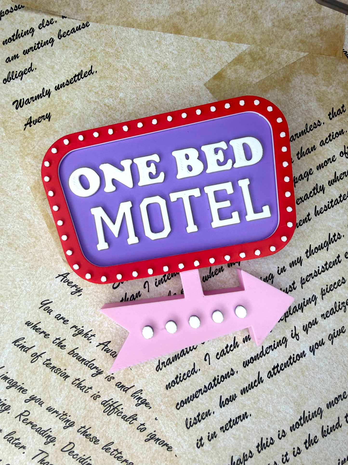 3d One Bed Motel Book Shelf Decor / Magnet